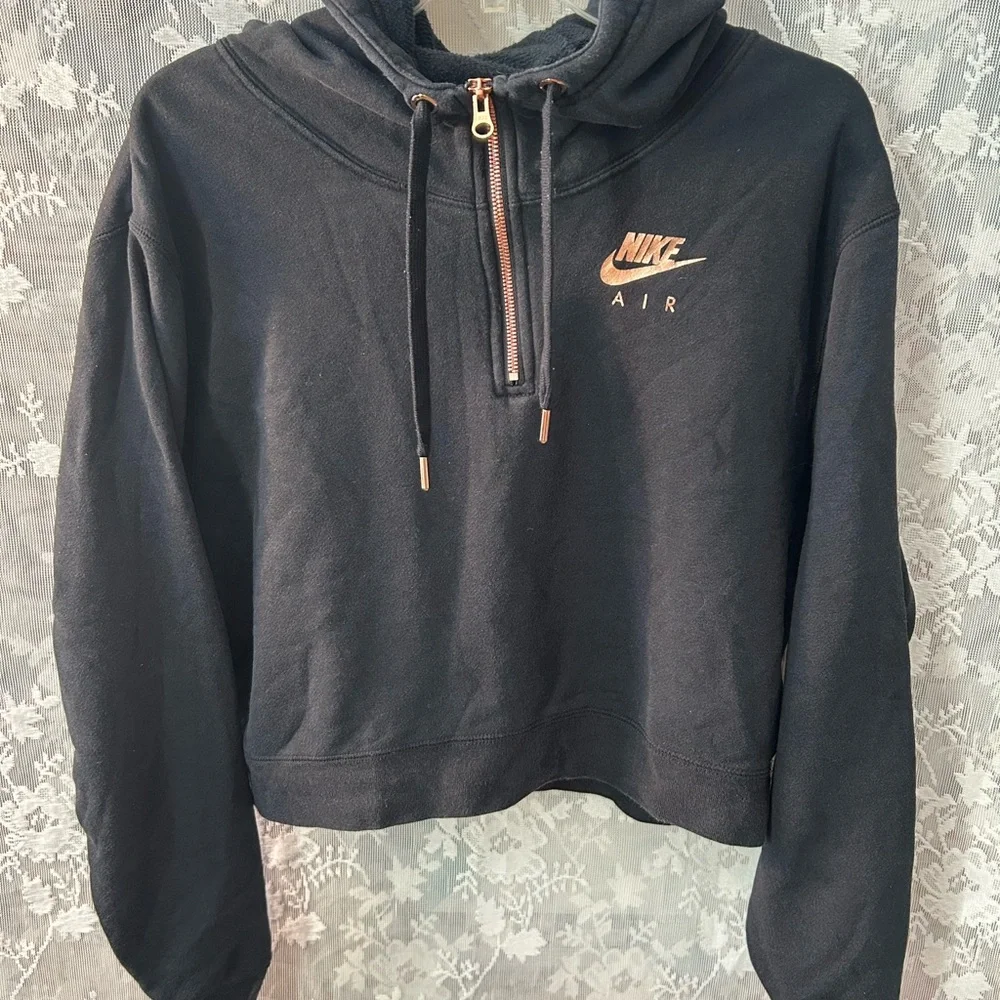 SOLD Nike Women's Black and Gold Quarter-Zip Hoodie - Picture 2 of 8